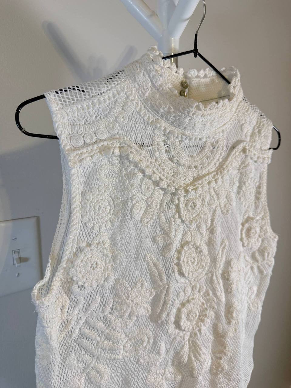 And Now This Petite Crochet Sleeveless Top – Natural – PS – NWT – MSRP$49.50