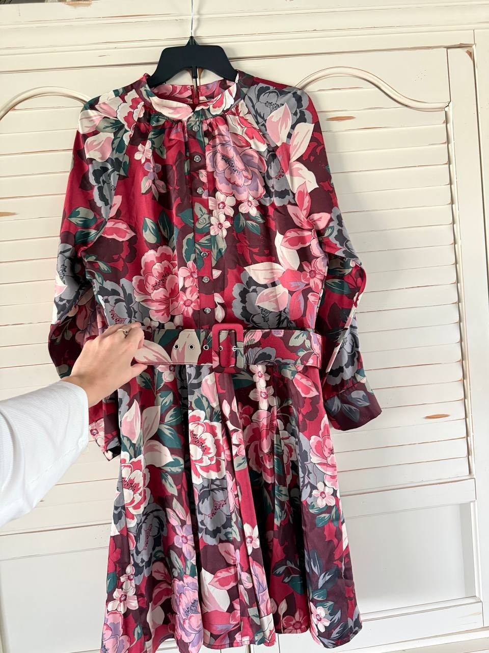 Tahari ASL Women's Red Floral Mock Neck Long Sleeve Belted Dress Size 14