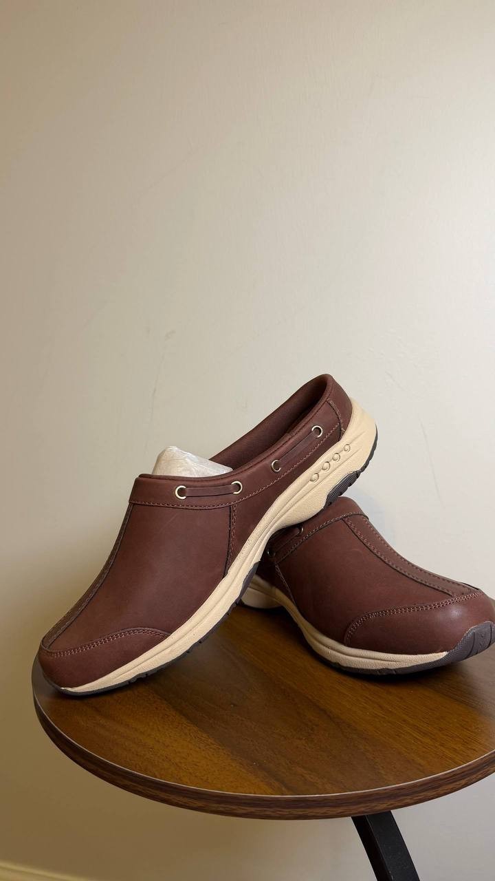 Easy Spirit Travelport Clogs 9.5W Dark Red Slip‑On Comfort NIB MSRP$75