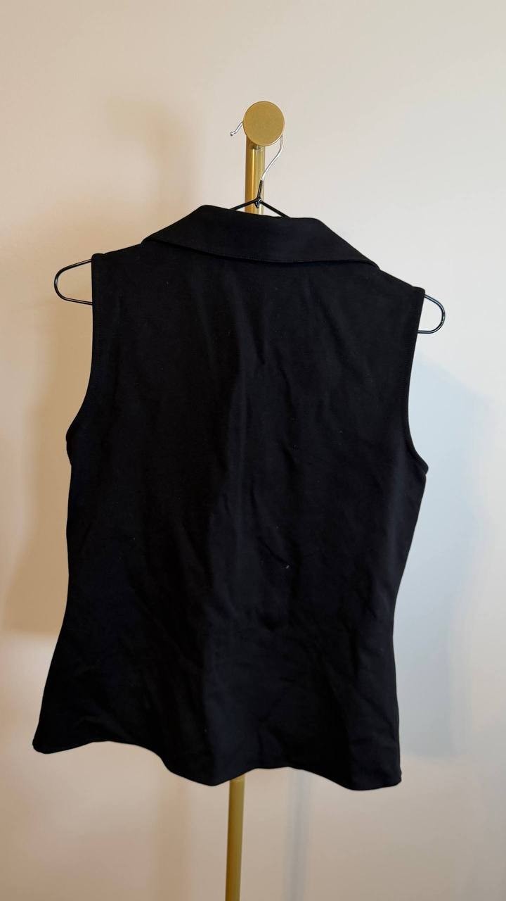 Calvin Klein Sleeveless Twist Front Tulip Hem Top Black Size S NWT needs washing