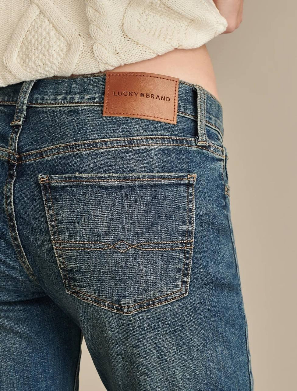 Lucky Brand Sweet Boot Jeans Ocean Road Wash Mid-Rise Bootcut, Size 10, NWT