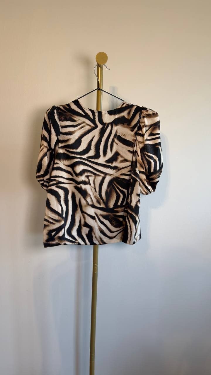DKNY Printed Satin Puff-Sleeve Zipper Top Blurred Zebra S NWT $89