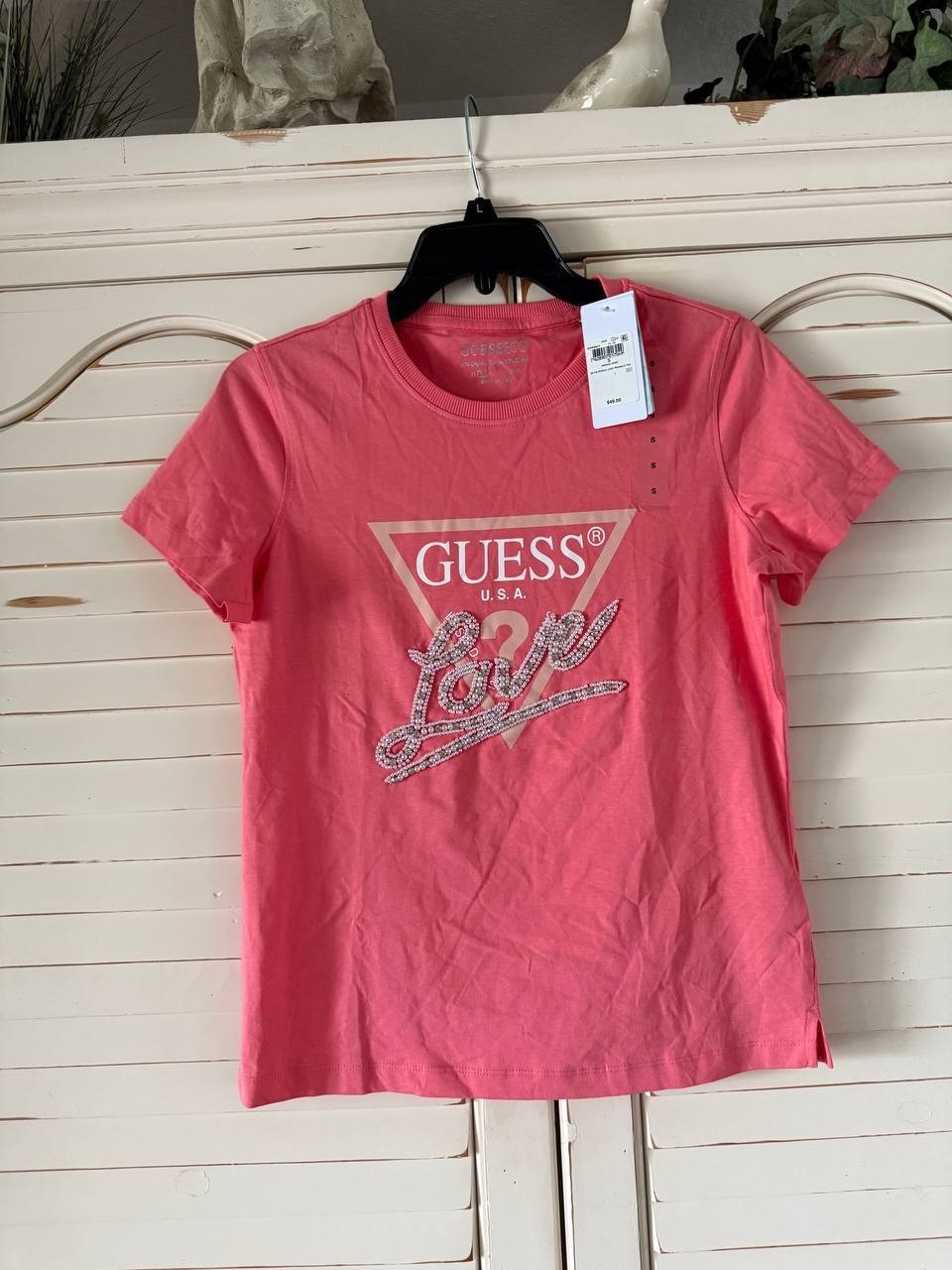 GUESS Embellished Love Triangle Tee Revival Rose Cotton Crew Neck S NWT
