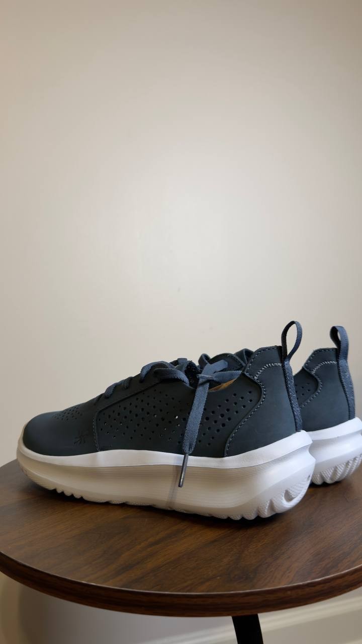 Clarks Sneakers Navy 7.5 M New $85.00