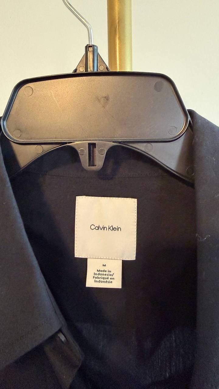 Calvin Klein Men’s Slim‑Fit Long‑Sleeve Button‑Front Shirt Black M $99 NWT