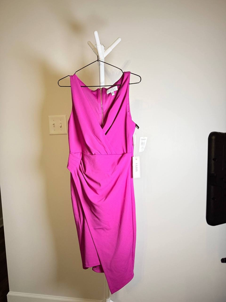 Sienna Origami Pleat Sleeveless Bodycon Dress – Pink– Size 10 – NWT – $108