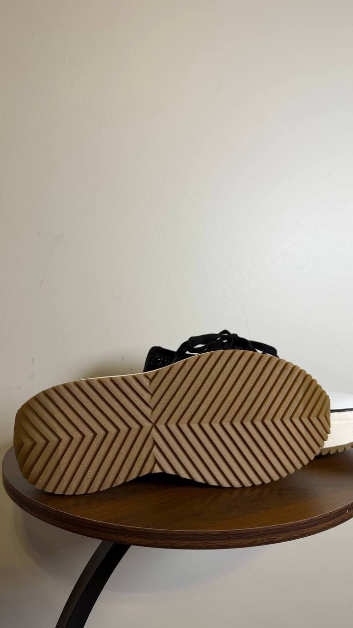 Wild Pair Women’s Sneakers 7M Black Fabric – New in Box MSRP $69.90