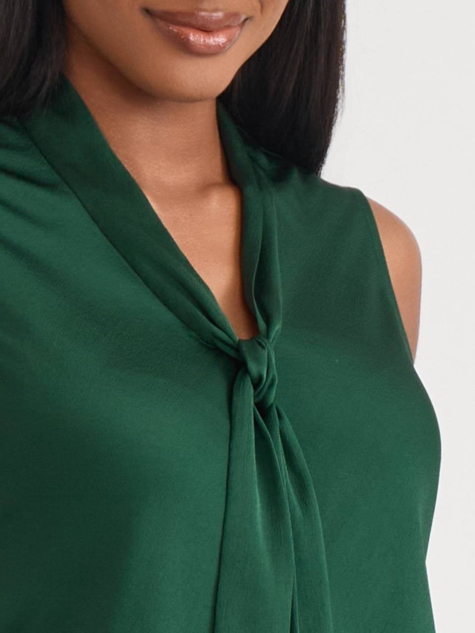 Kasper Tie‑Neck Sleeveless Blouse Evergreen Size 3X NWT MSRP$59