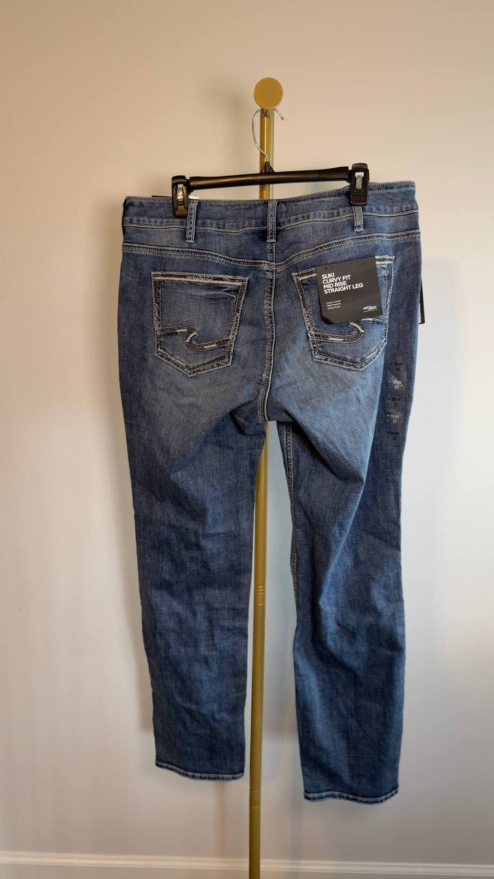 Silver Jeans Suki Mid Rise Straight Leg Jeans Indigo 16/31 NWT $84
