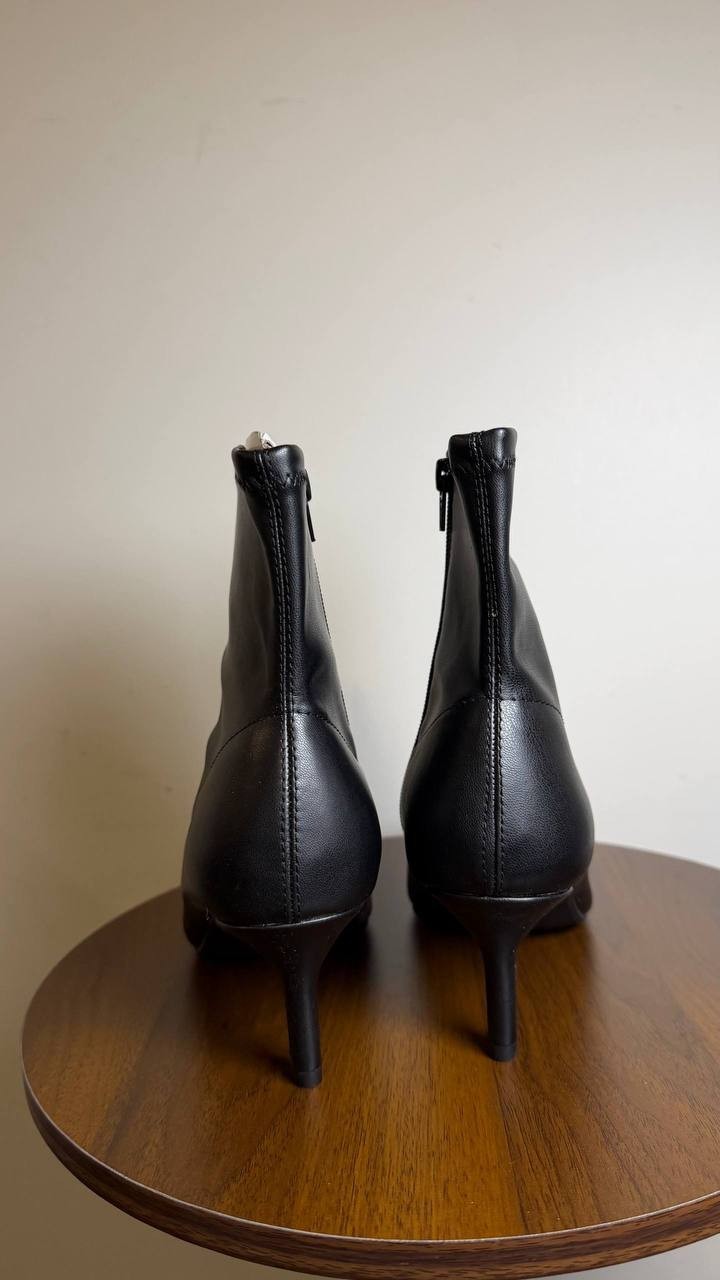 Wild Pair Mannon Heeled Booties Black Pointed Toe Women’s 8M NWB $69.90