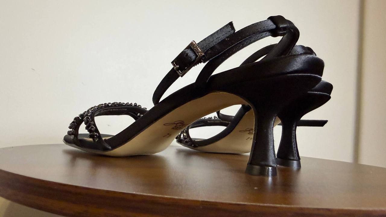 Badgley Mischka Jewel Black Man‑Made Dress Sandals 7.5M NIB MSRP $119