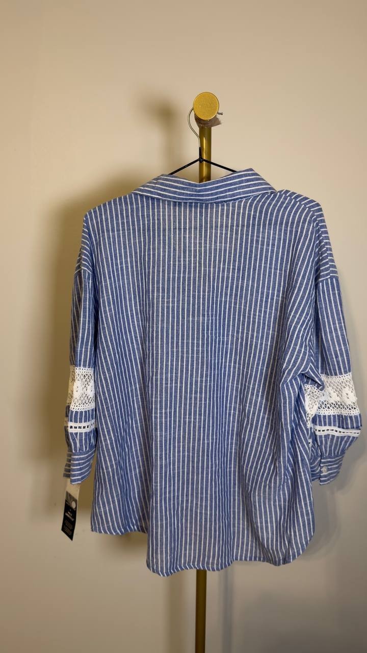 Unique Spectrum by Mlle Gabrielle Blue Striped Lace Sleeve Top M NWT