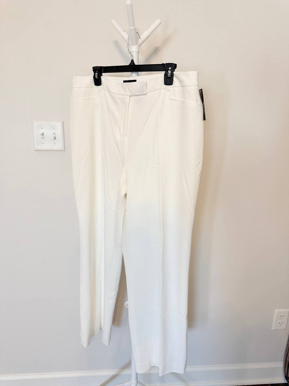 Tahari Bird‑Eye Straight‑Leg Pants – Size 16 – NWT – $99