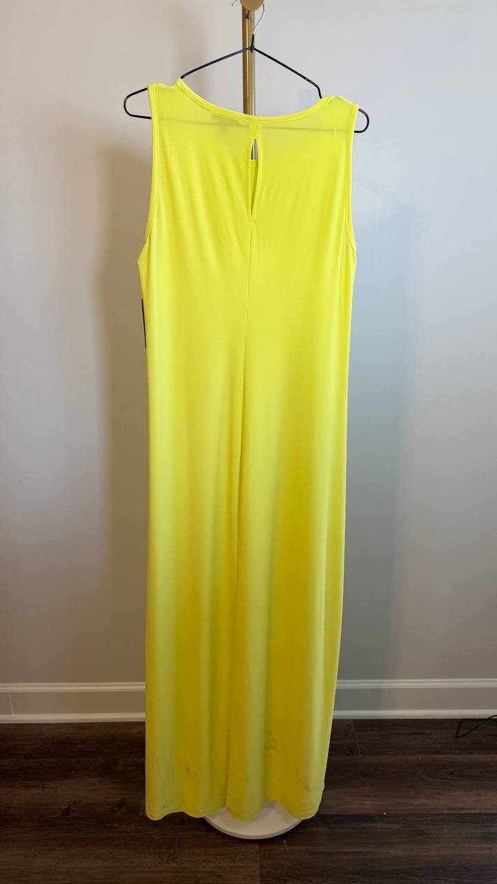 Vince Camuto Women’s  Maxi Dress Lime Crew Neck Size L NWT $69 (needs washing)
