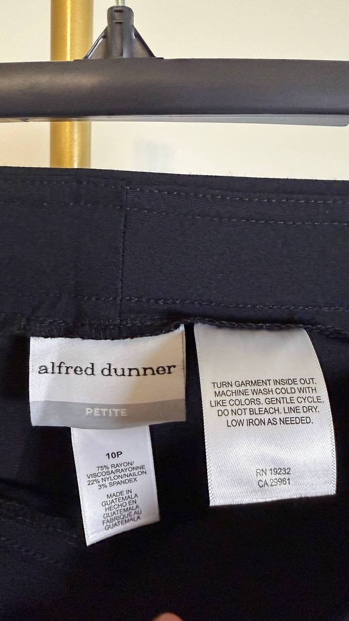 Alfred Dunner Women’s Petite Classic Allure Stretch Clamdigger Pants Black 10P $