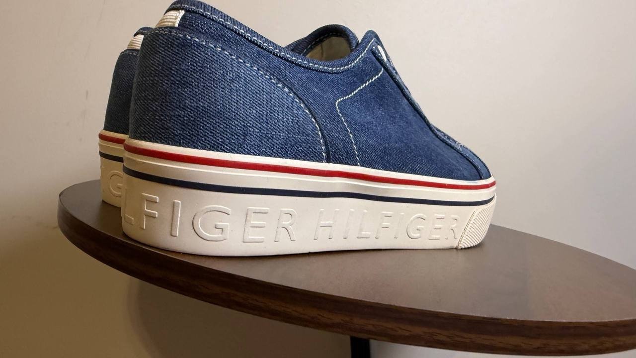 Tommy Hilfiger Balie Sneakers 8.5M Navy Stripe Slip‑On Platform NIB msrp$75