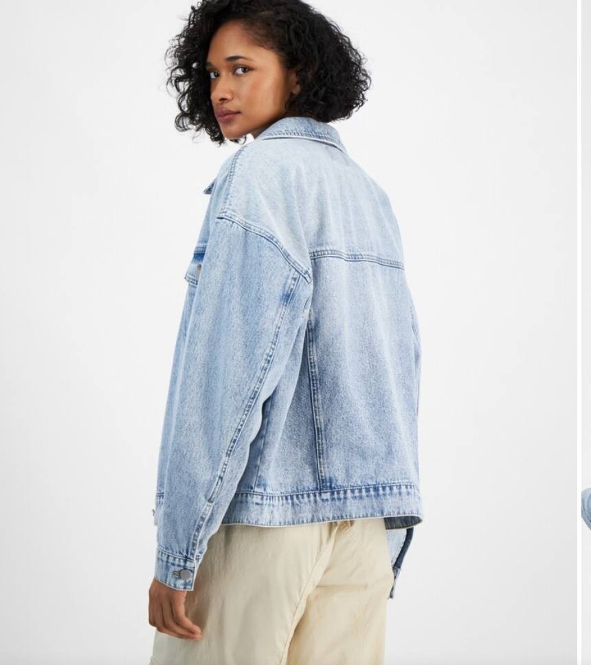 Tinseltown Juniors Oversized Denim Trucker Jacket, Light Wash, Size L, NWT