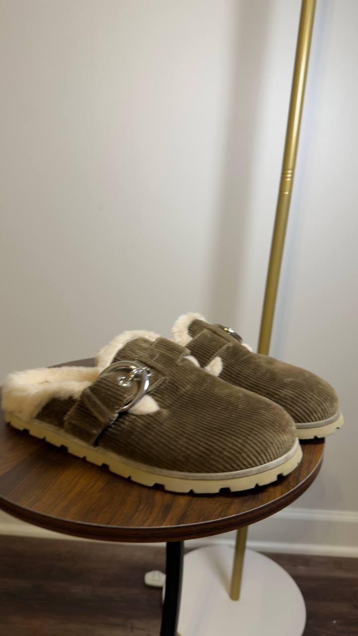 Stuart  Weitzman  Shearling  Clogs  Smokey  Taupe  5  New  $475