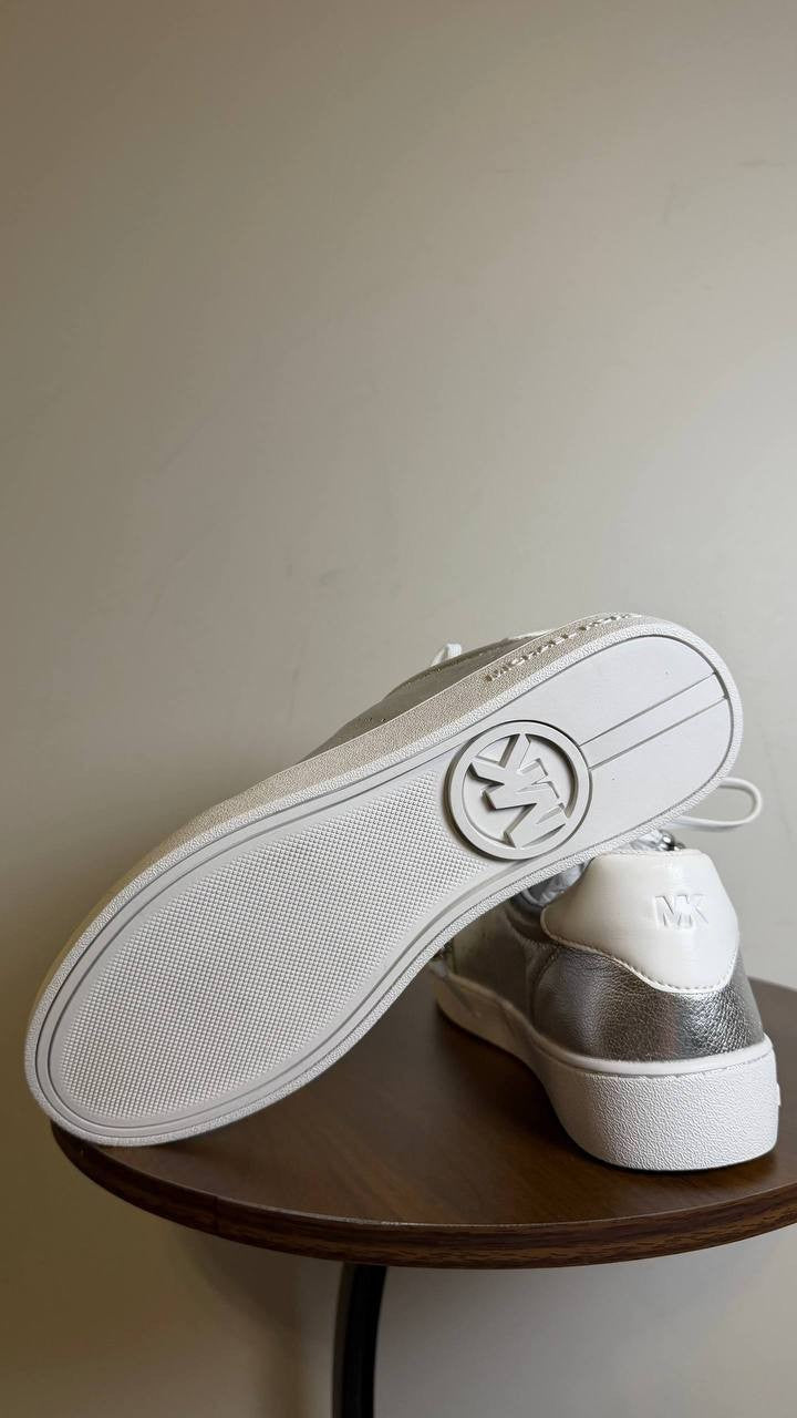 Michael Kors Scotty Lace Up Leather Sneakers Silver 8 Charms NWB MSRP $125