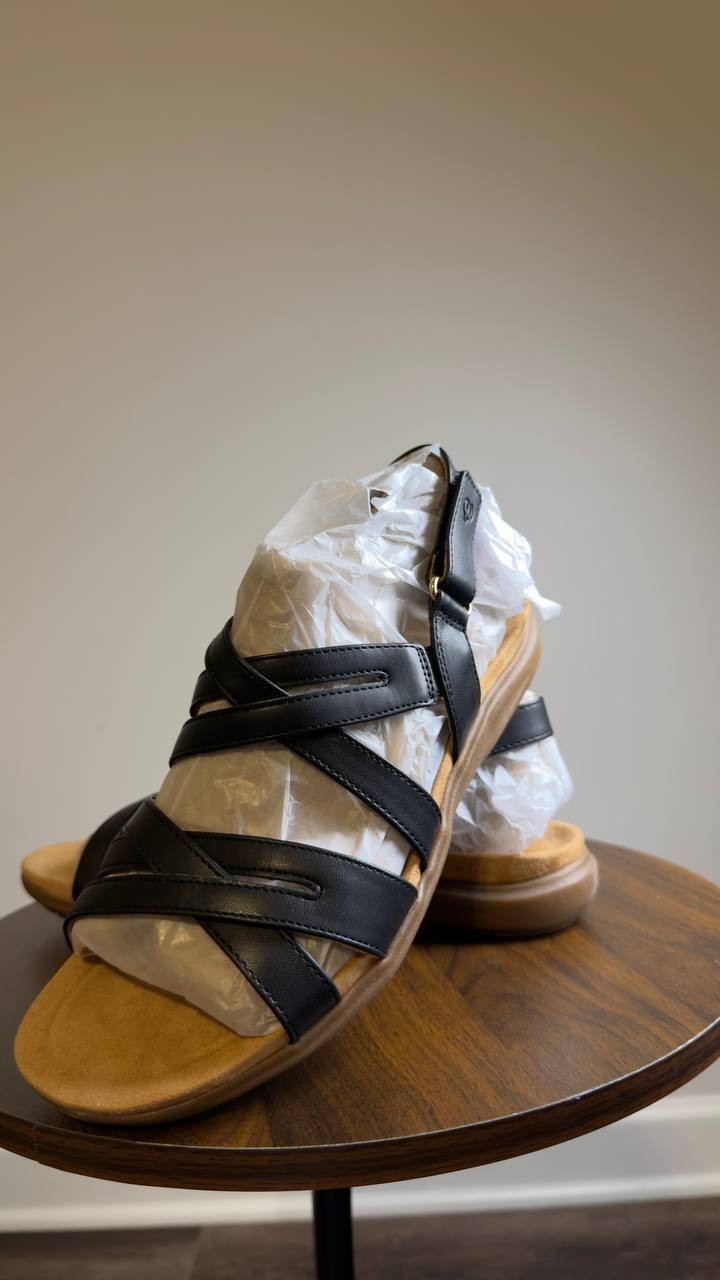 Easy Spirit Sandals Black 10 M New $69.00