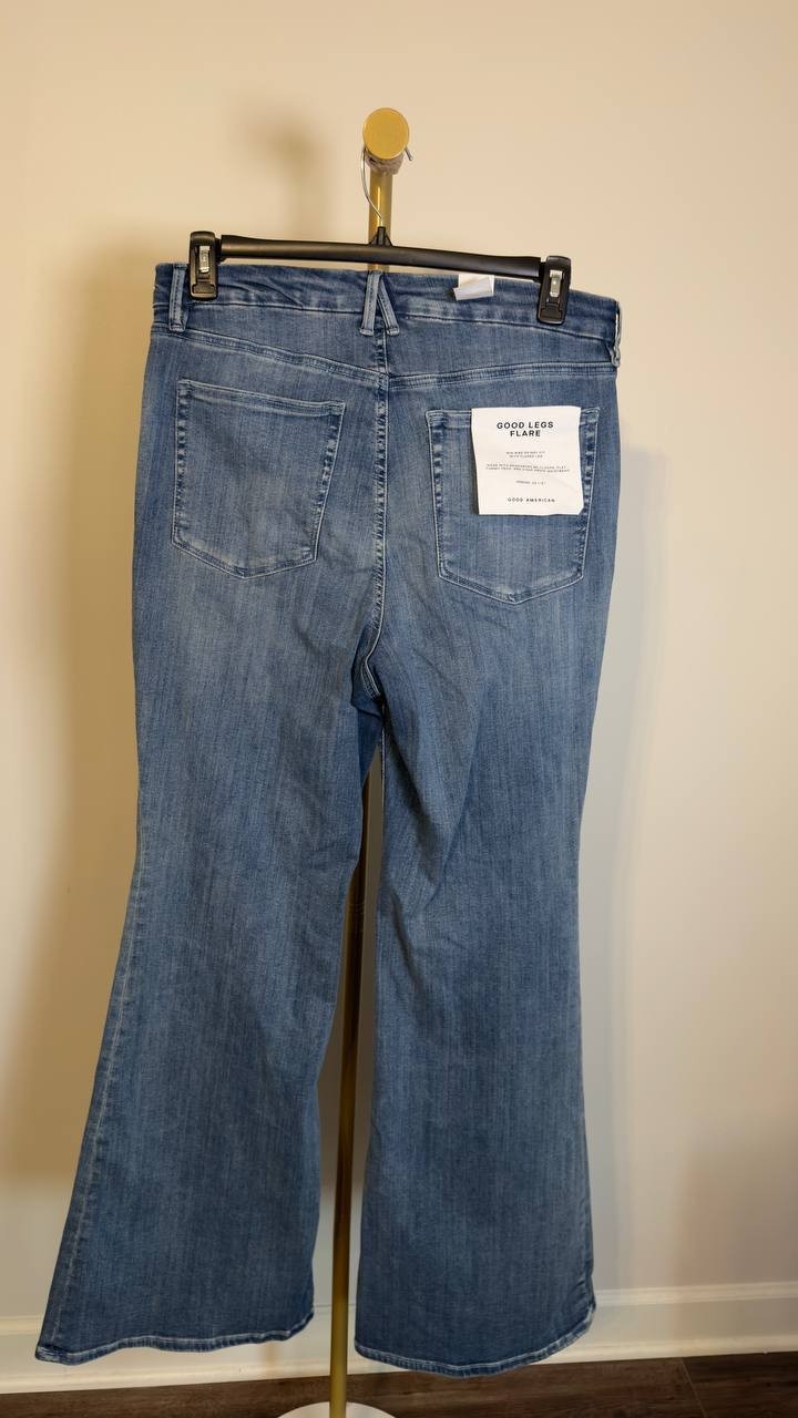 Good American Plus Size Good Legs Mid Rise Flare Jeans Indigo 16 NWT $128