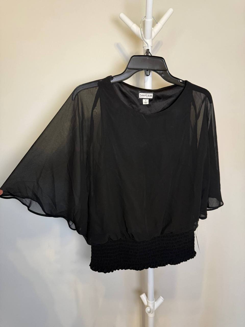 Sam & Jess Smocked‑Waist Top – Size S – NWT