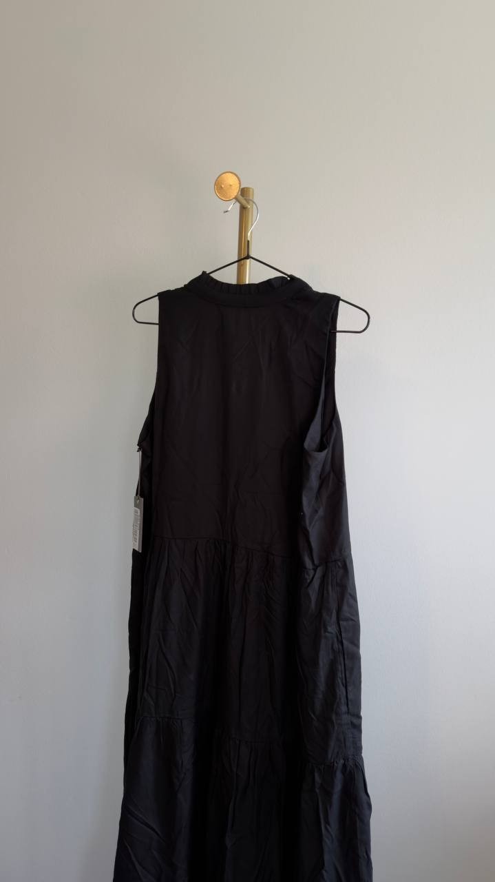 Vince Camuto Split‑Neck Sleeveless Maxi Dress Rich Black M NWT $69