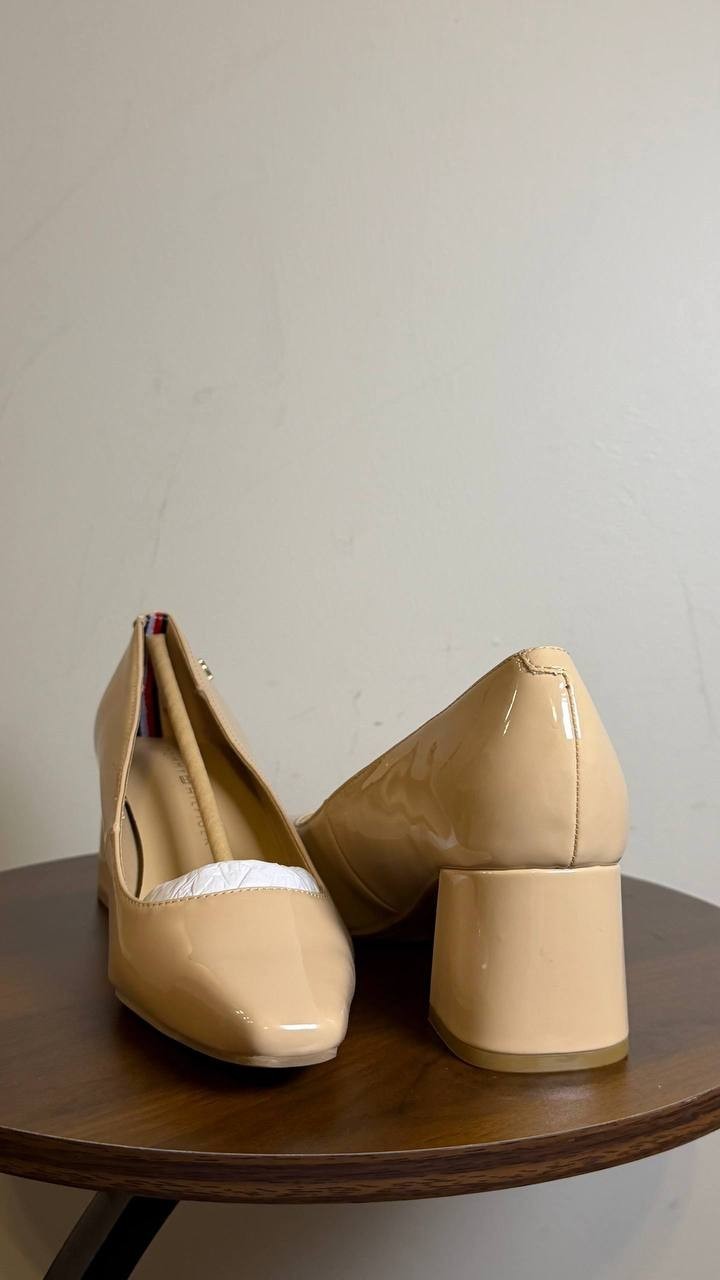 Tommy Hilfiger Opheili Block Heel Pumps Ivory 6.5M Synthetic MSRP $89 NWB