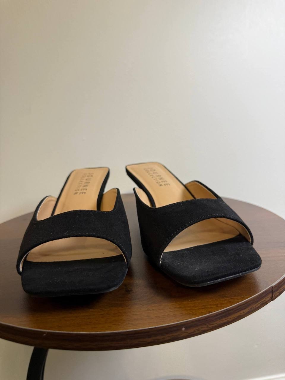 Journee Collection “Larna” Open‑Toe Wedge Sandals–Size 7.5 W–BlackFaux Suede–NIB