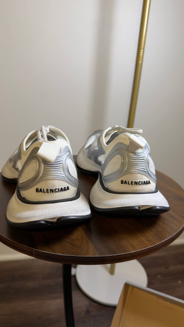Balenciaga  Sneakers  Silver  11  New  $1090