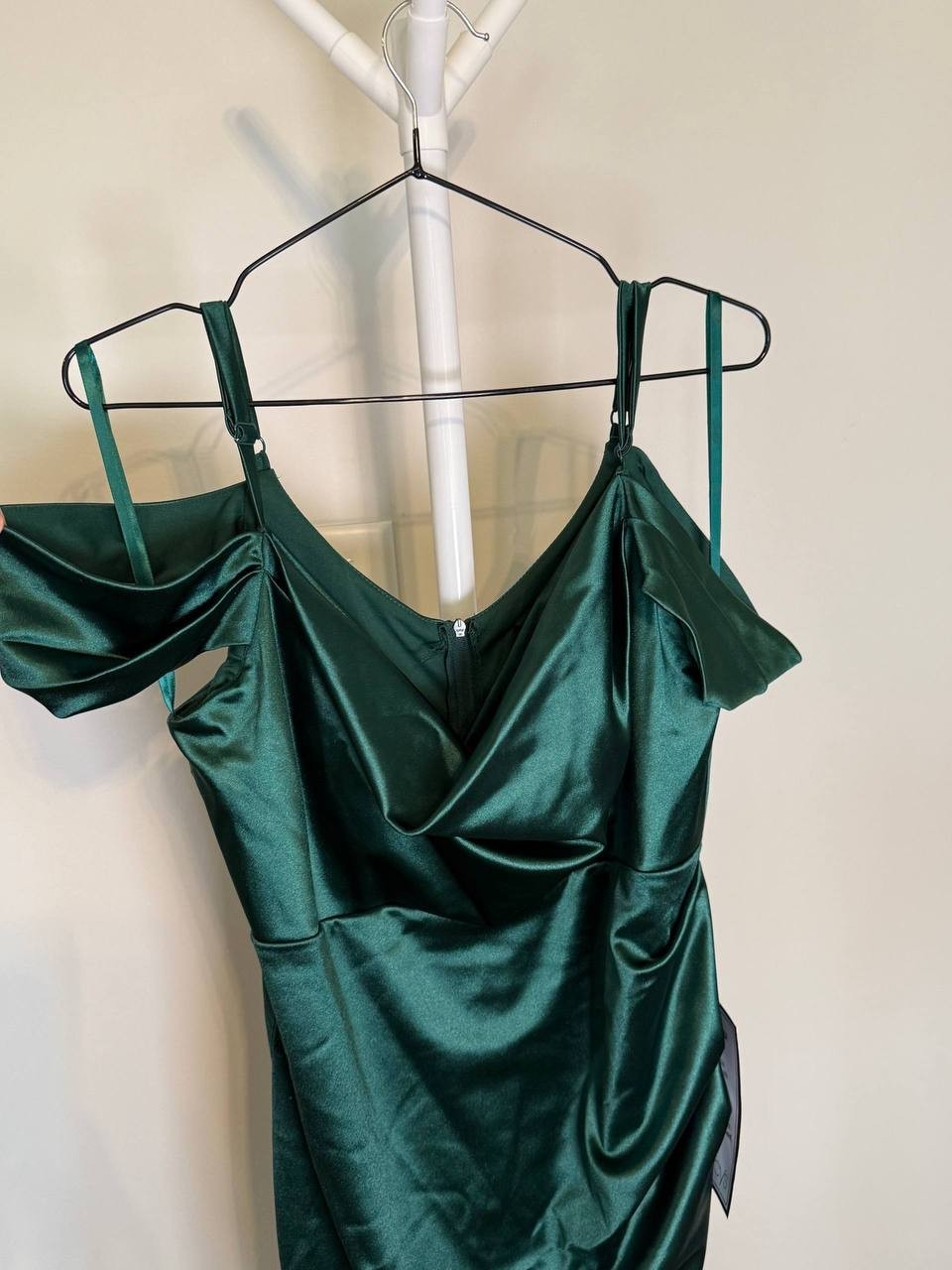 Driftwood Women’s Dress-Size-14W-Off‑Shoulder Spaghetti Strap-Black-Damaged- $99
