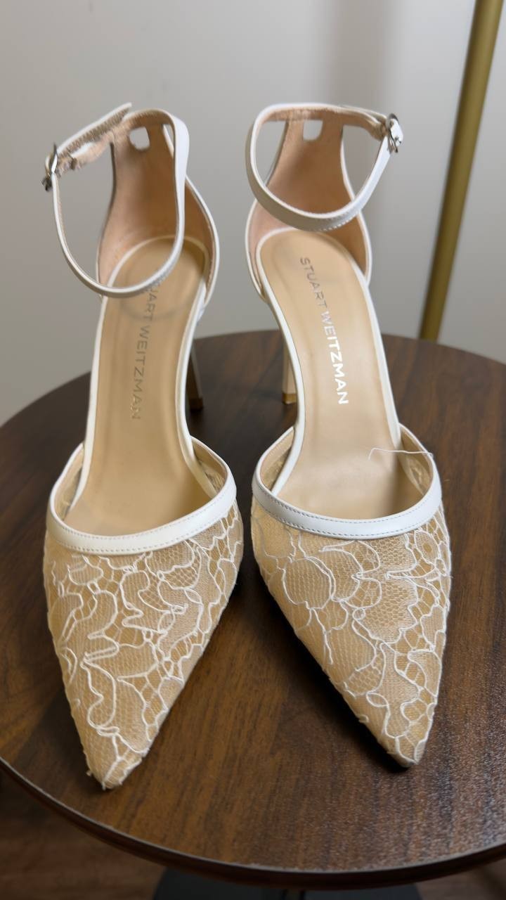 Stuart  Weitzman  Lace  Pumps  Blanco Beige  7.5B  Pre‑owned