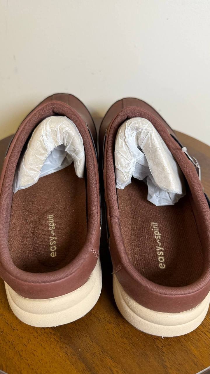 Easy Spirit Travelport Clogs 9.5W Dark Red Slip‑On Comfort NIB MSRP$75