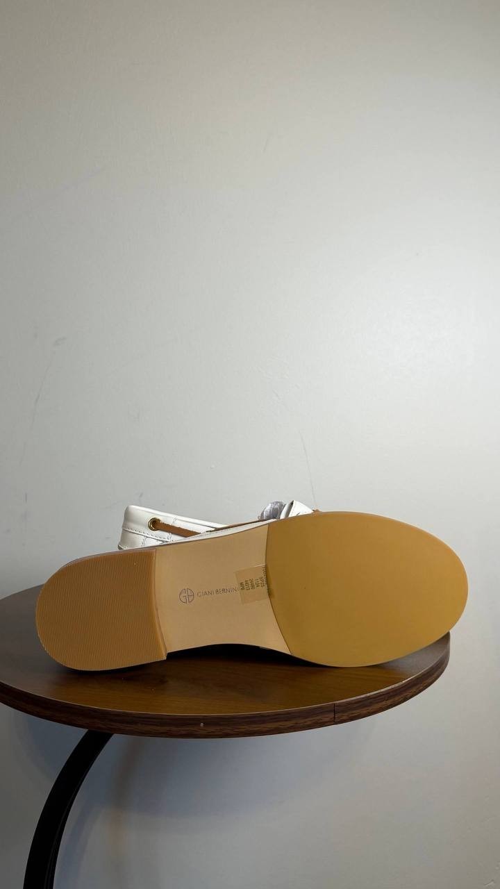 Giani Bernini Lylaa Loafers 7.5M White Leather Boat Shoe Slip‑On NIB msrp$99.50