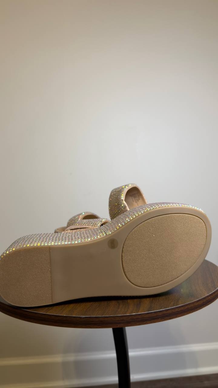 Wild  Pair  Laelyn  Wedge  Sandals  Bling  Fabric  7.5M  New  With  Box  $79.50