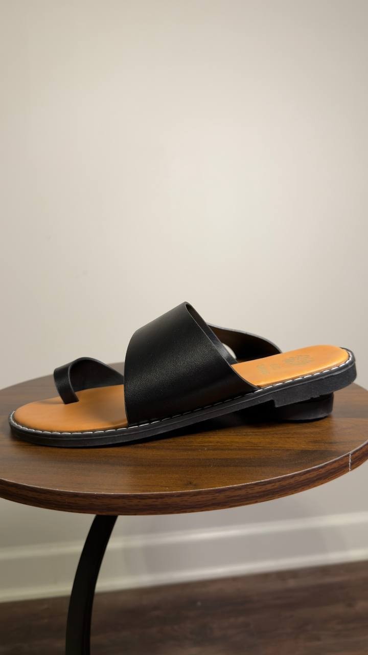 GC  Shoes  Flat  Sandals  Black  9  New  $55