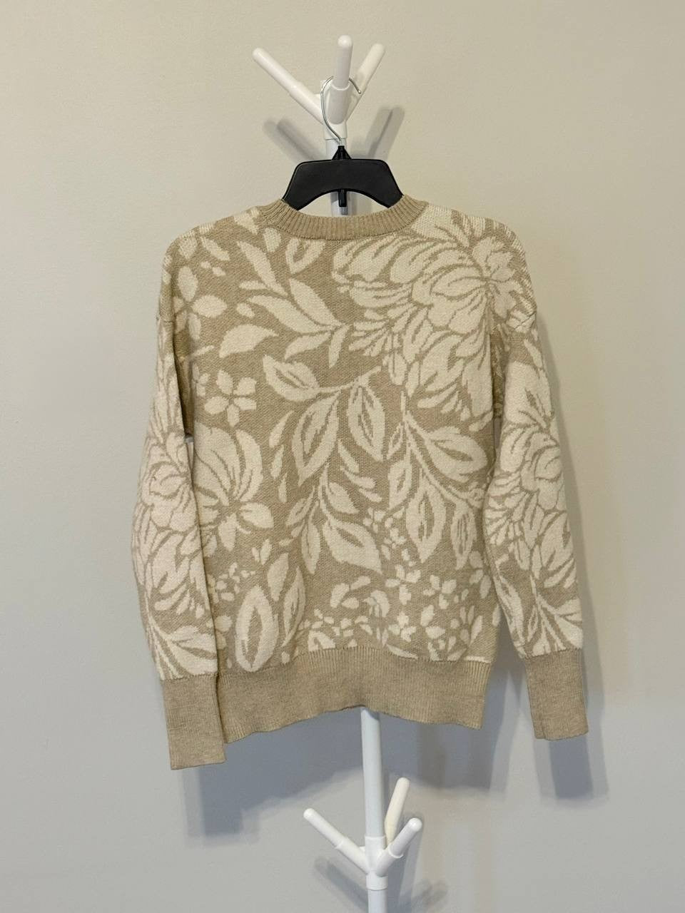 Ellen Tracy Floral Jacquard Sweater Beige XS NWT $89 – Cozy Elegant Knit