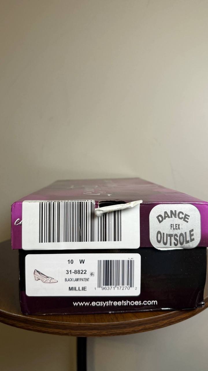 Easy Street Black Synthetic Pumps 10W NIB MSRP $65