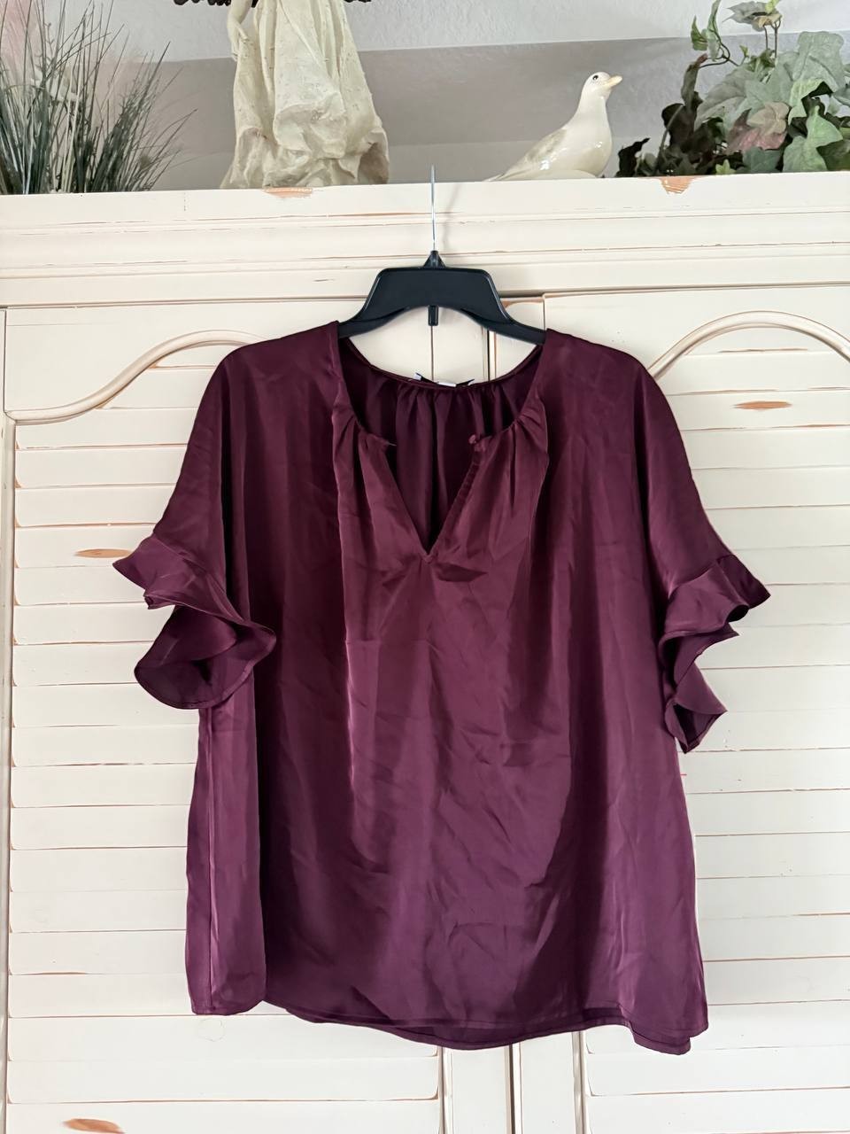 CeCe Flutter Sleeve Blouse Rich Cabernet XL New with Tags NWT Button Front