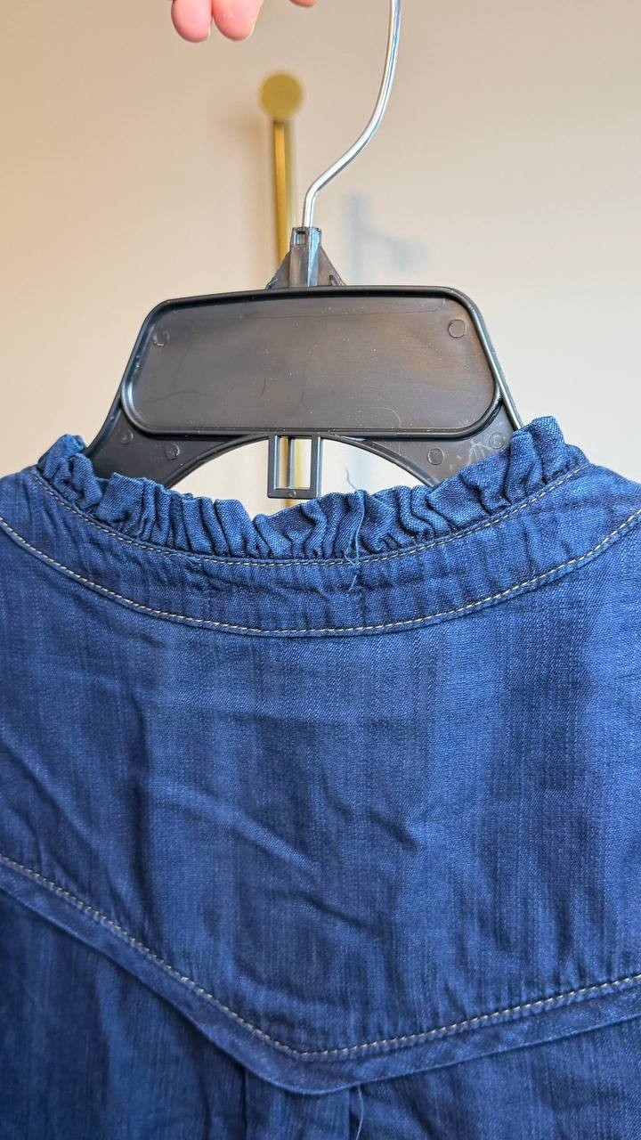 Democracy Crochet Trim Ruffle Button‑Front Shirt Navy M NWT $84