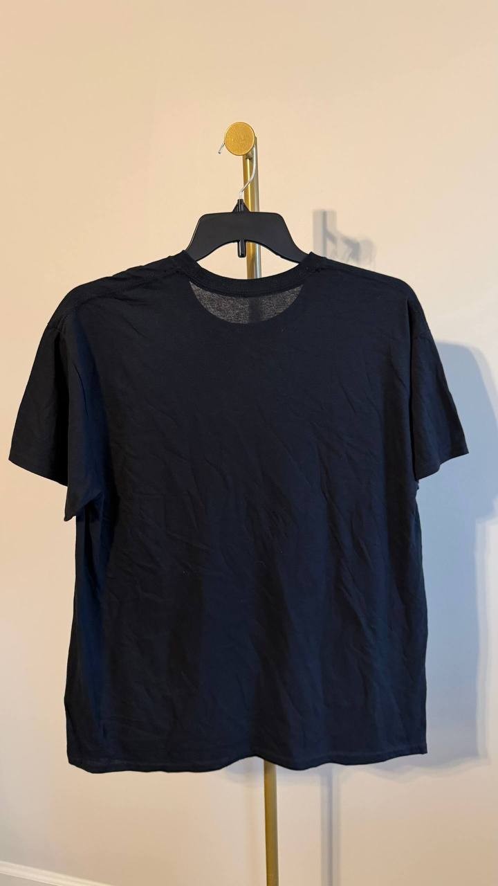 Peanuts Snoopy Football Men’s Graphic T‑Shirt Black L $20 NWT