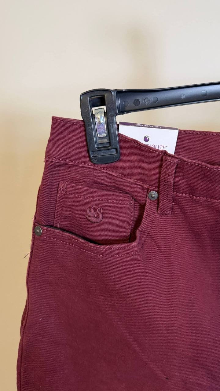 Gloria Vanderbilt Women’s Petite Amanda Straight Jeans Burgundy 14P $48 NWT