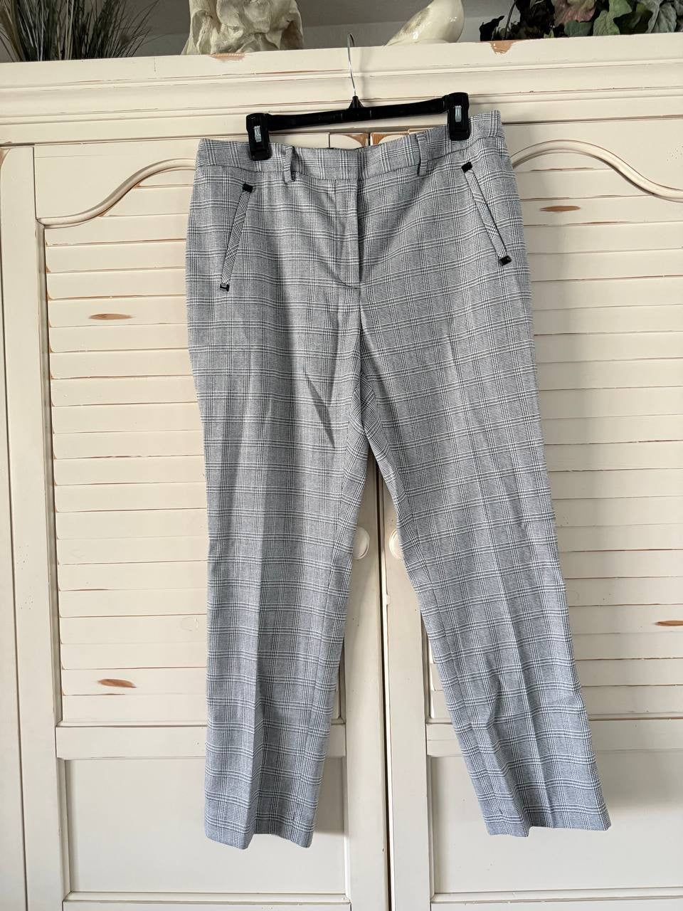 Karl Lagerfeld Paris Glen Plaid Pants – Size 12 – NWT – Gray Cropped Mid-Rise