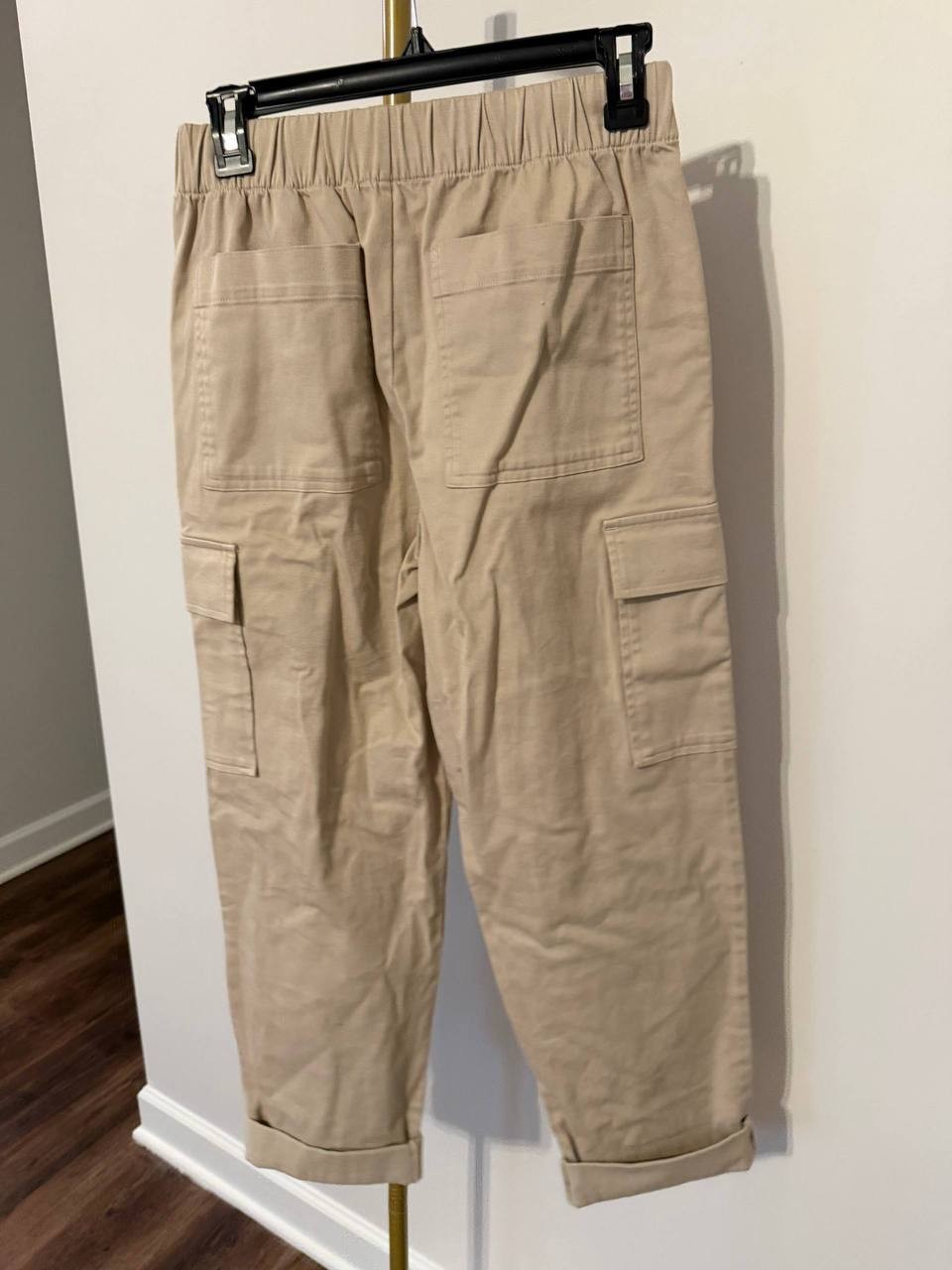 DKNY JEANS High‑Rise Pull‑On Cargo Jogger Pebble Size S NWT  msrp$89