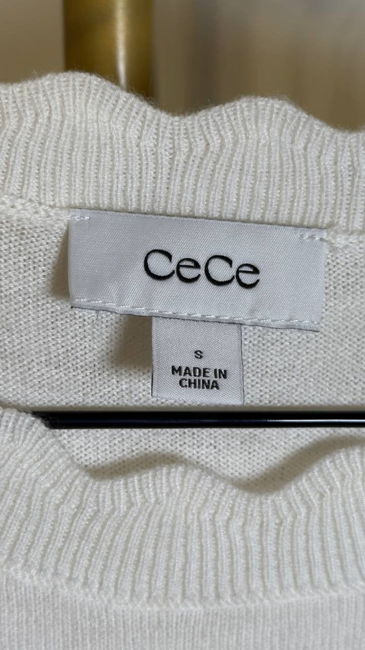 CeCe  Women’s  Scalloped  Crew  Neck  Sweater  New  Ivory  S  NWT  $69