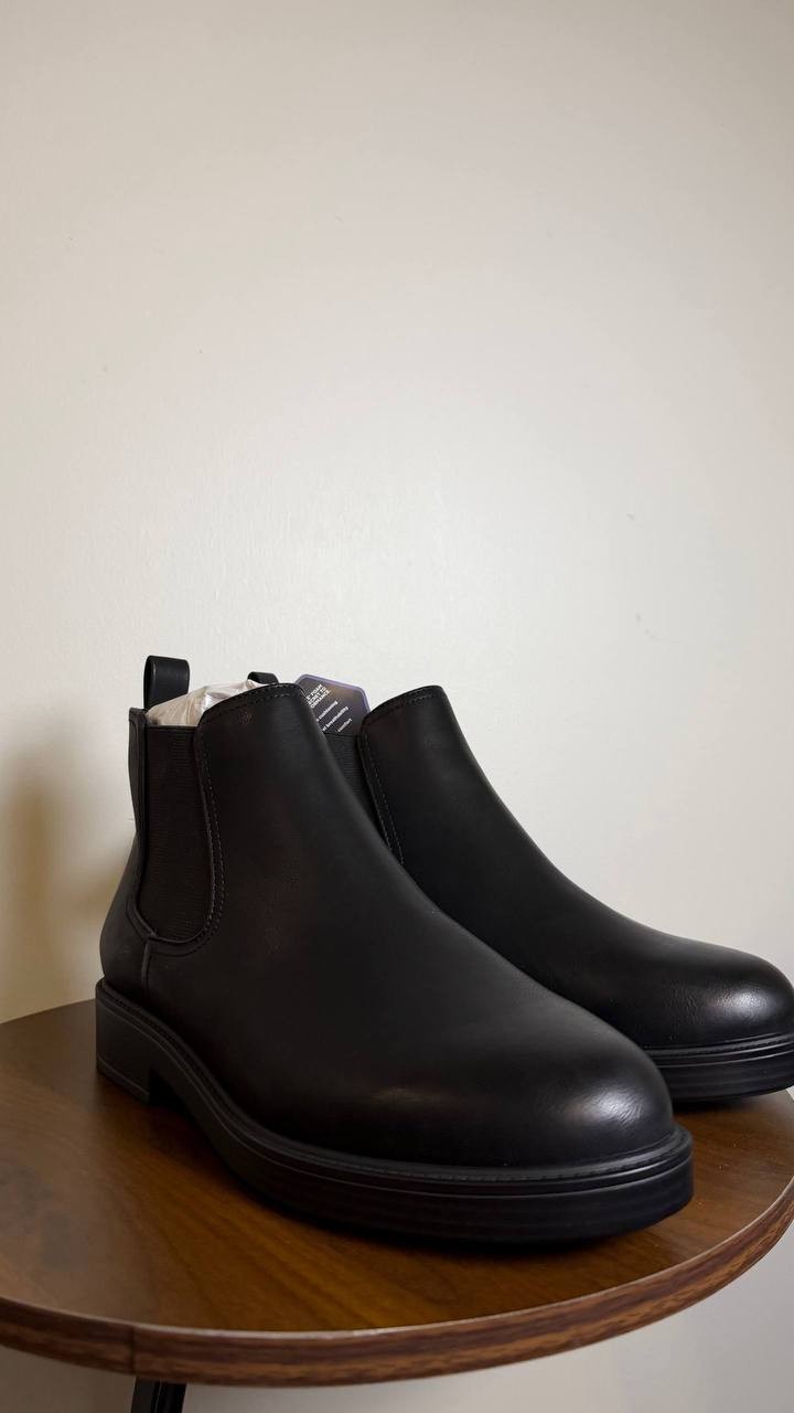 Aerosoles Leather Chelsea Boots 8.5W Black New in Box MSRP $129