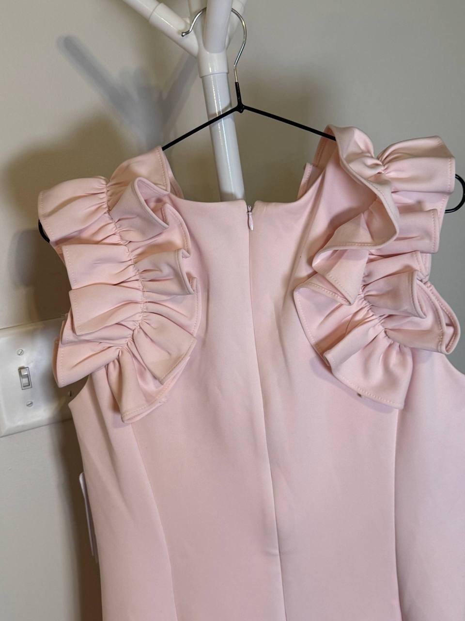 Donna Ricco Ruffled‑Strap Sheath Dress – Size 12 – NWT