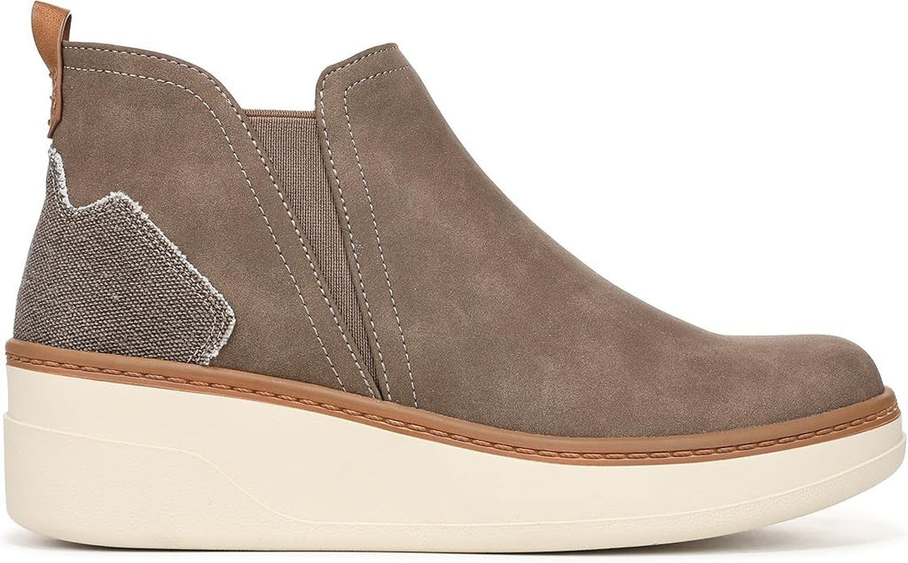 Blowfish Malibu “Charming” Hidden Wedge Sneakers–Size 7M – Woodsmoke – NIB