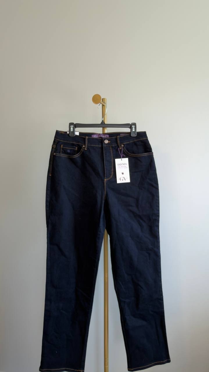 Gloria Vanderbilt Amanda Classic Straight Jeans Rinse Noir 12 NWT $52