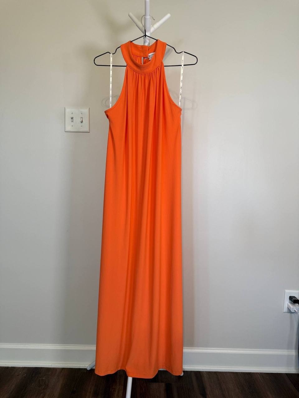 Bar III Women’s Knit High‑Neck Maxi Dress – Orange – Size M – Good Condition